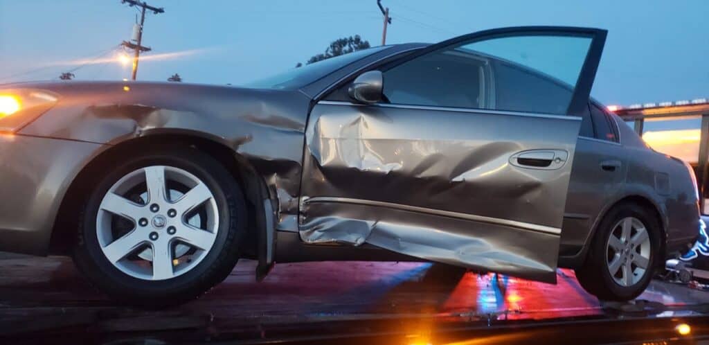 $105K por una Colisión por Giro Indebido